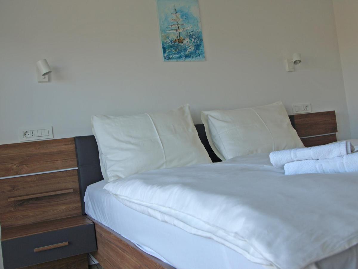 Barbat na Rabu Villa Papalina 3 מראה חיצוני תמונה