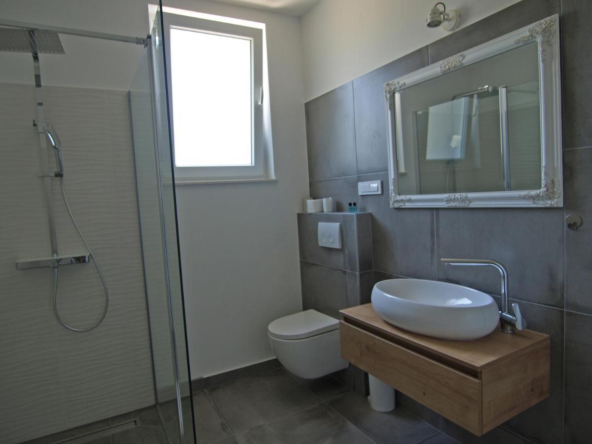 Barbat na Rabu Villa Papalina 3 מראה חיצוני תמונה